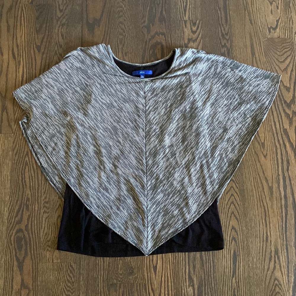 Apt. 9 Grey and White Blouse